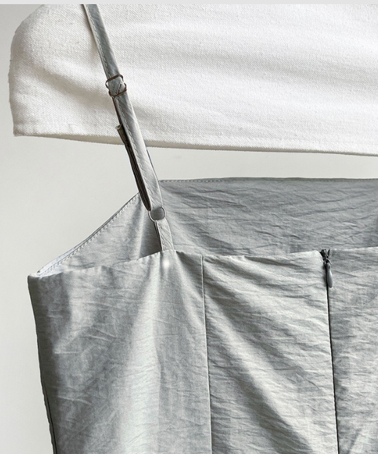 フリルヘムキャミトップス