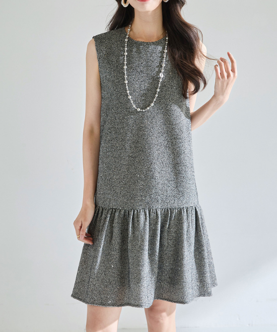 ライトラグジュアリーグレーワンピース
