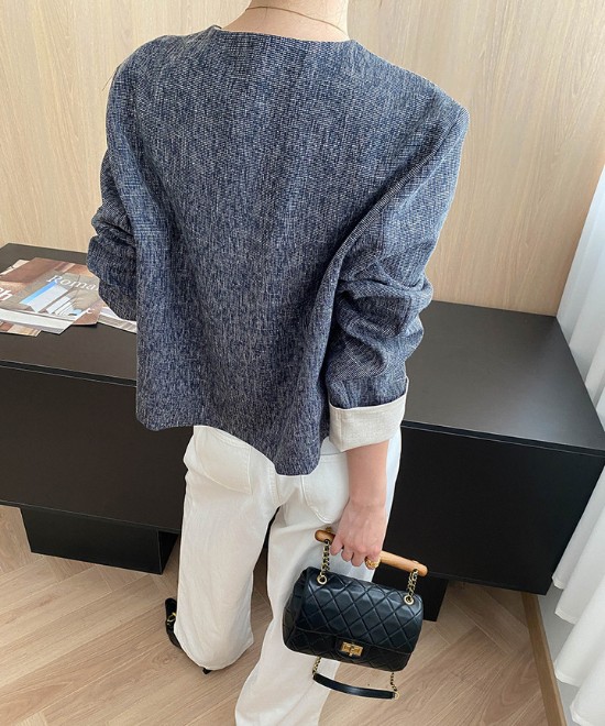 ランダムボタンショートジャケット