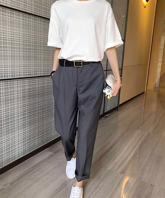 ストレートシガレットパンツ