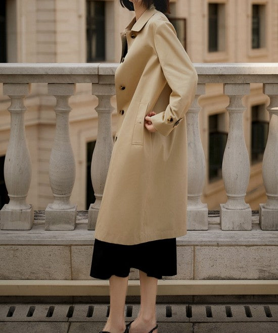 プリーツロングトレンチコート