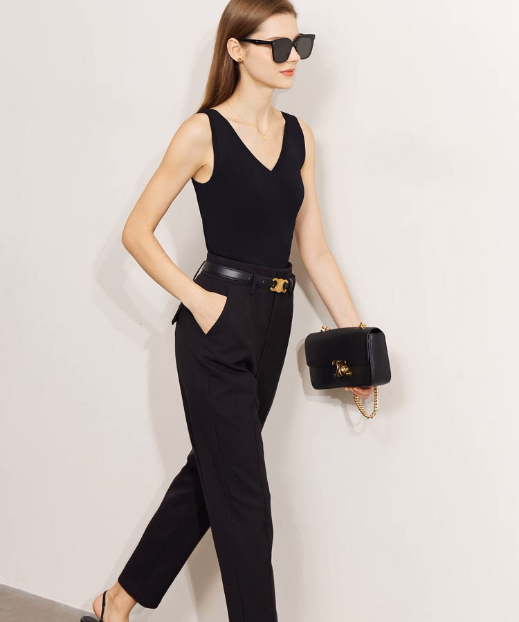 Vネックスリムリブニットタンク