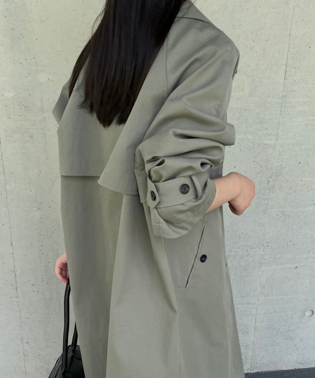 オリーブグリーンロングコート