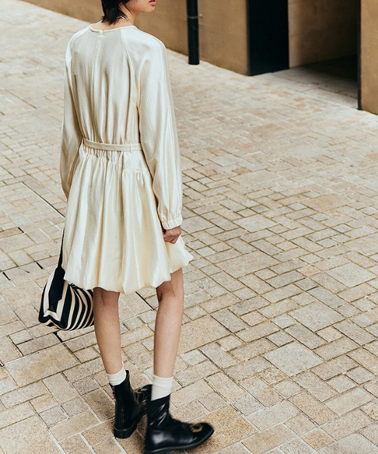 フレンチランタンスリーブワンピース