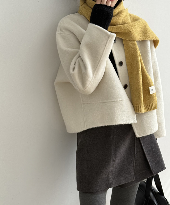 ショートルーズノーカラージャケット