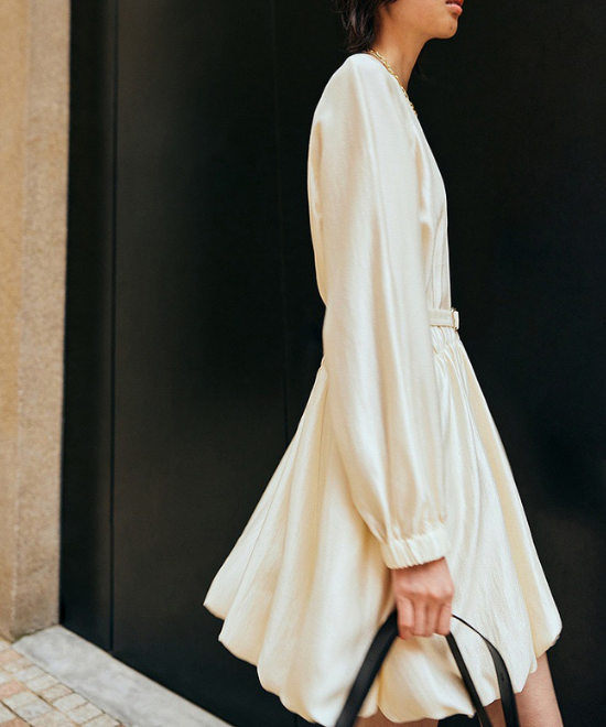 フレンチランタンスリーブワンピース