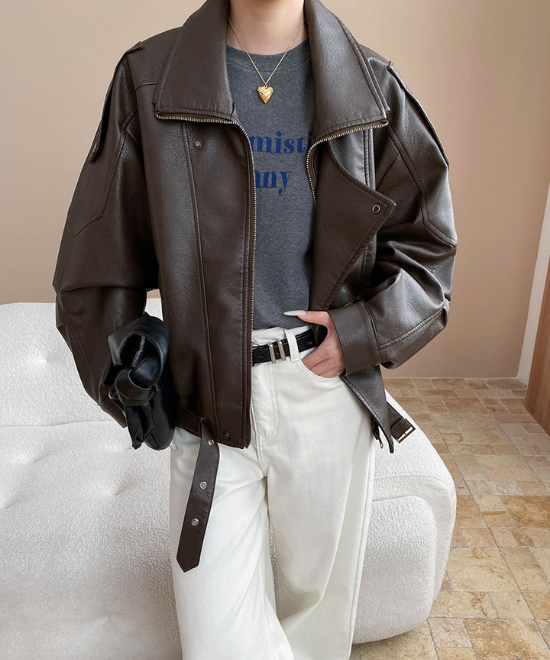 ルーズシルエットマットレザージャケット