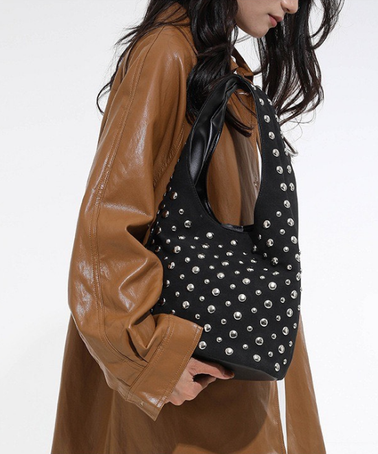 スタッズハンドバッグ