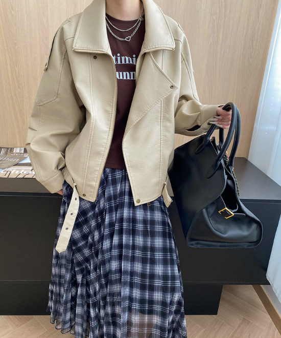 ルーズシルエットマットレザージャケット