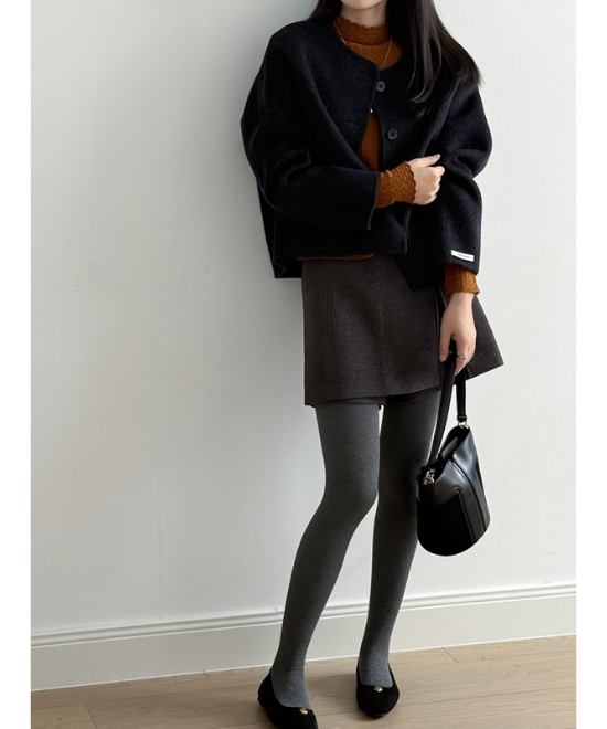 ショートルーズノーカラージャケット