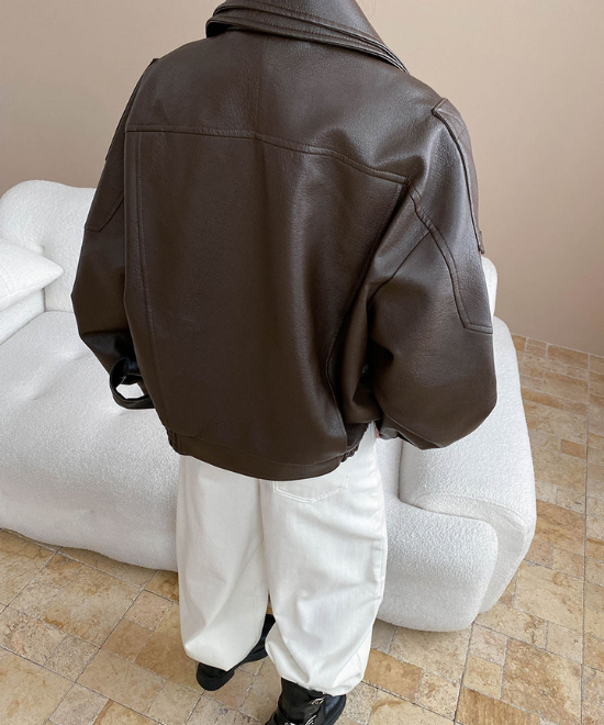 ルーズシルエットマットレザージャケット