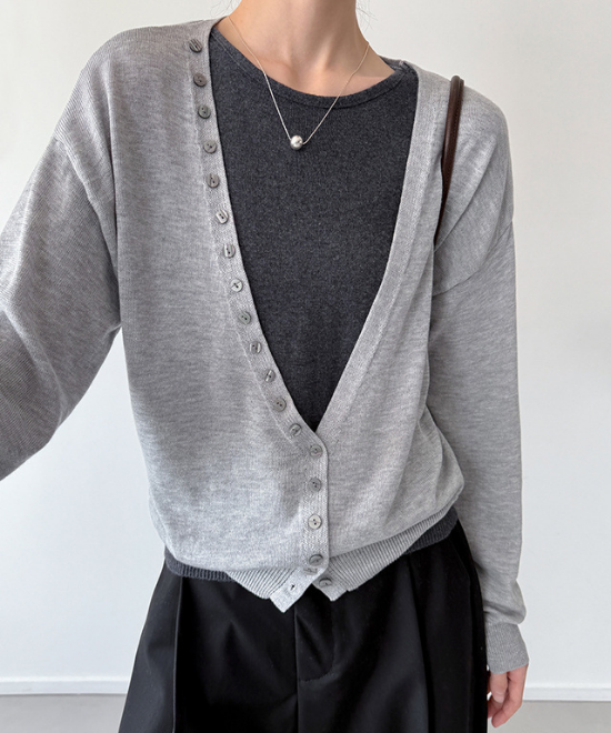レイヤードVネックニットツーピースカーディガン
