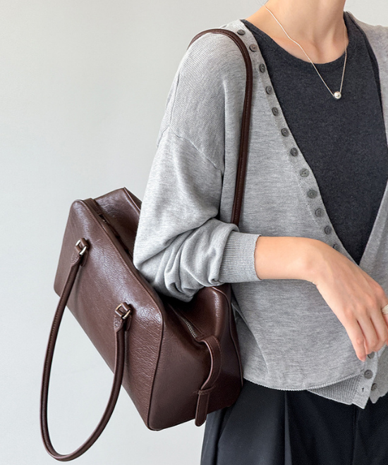 レイヤードVネックニットツーピースカーディガン