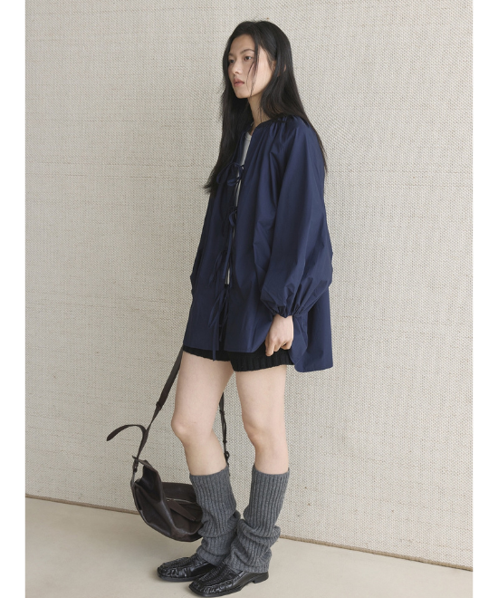 リボンタイランタンスリーブシャツ