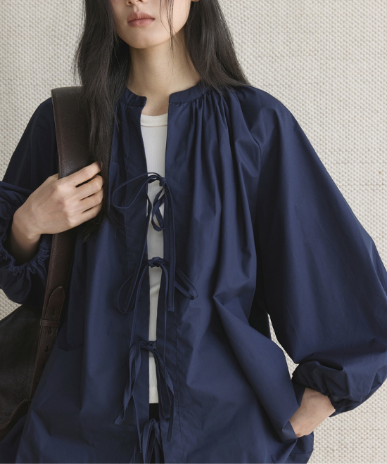 リボンタイランタンスリーブシャツ