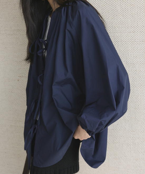 リボンタイランタンスリーブシャツ