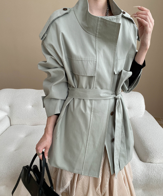 スタンドカラーレースアップルーズトレンチコート