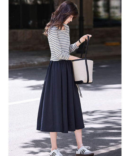ボーダードッキングフレアワンピース