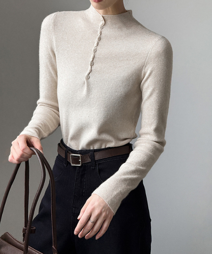 セミタートルボタンネックウールニット