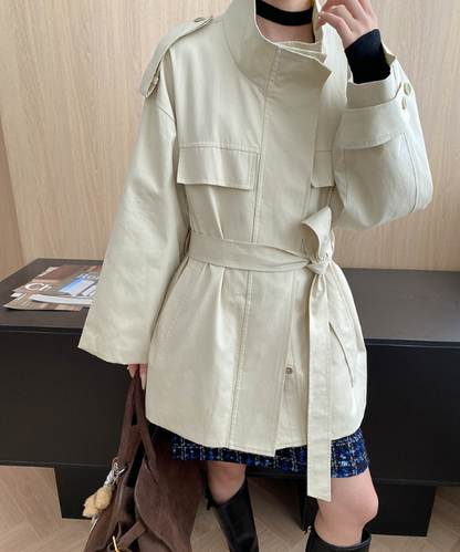 スタンドカラーレースアップルーズトレンチコート