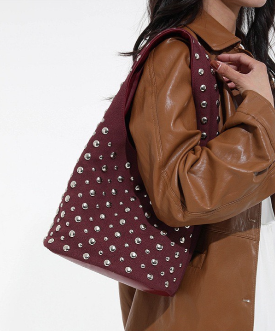 スタッズハンドバッグ