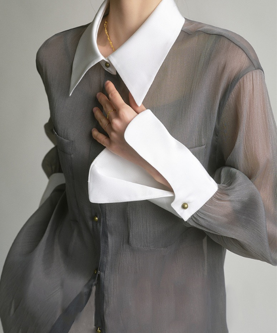 コントラストシアーブラウス