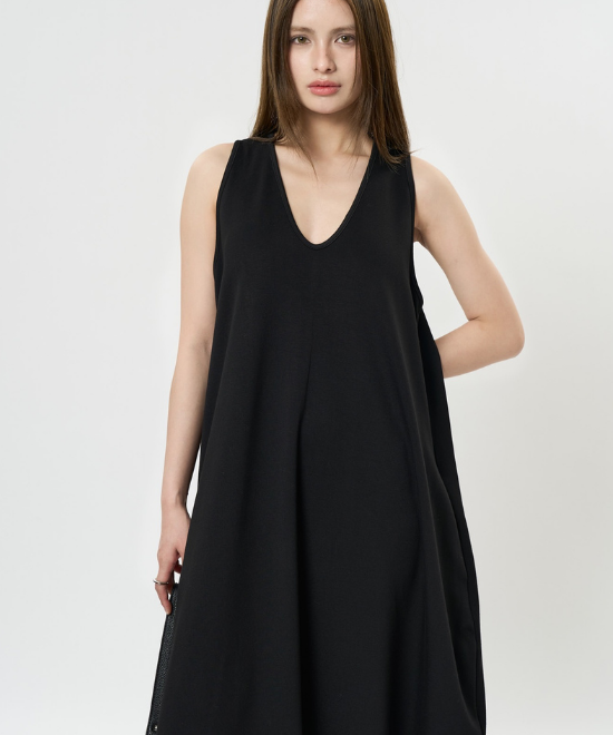 ルーズソフトタッチノースリーブワンピース