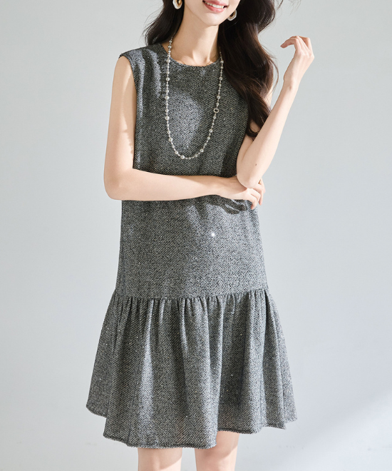 ライトラグジュアリーグレーワンピース