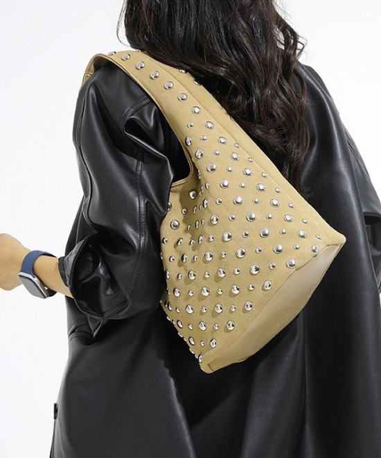 スタッズハンドバッグ