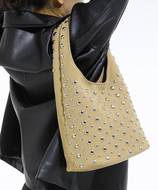 スタッズハンドバッグ