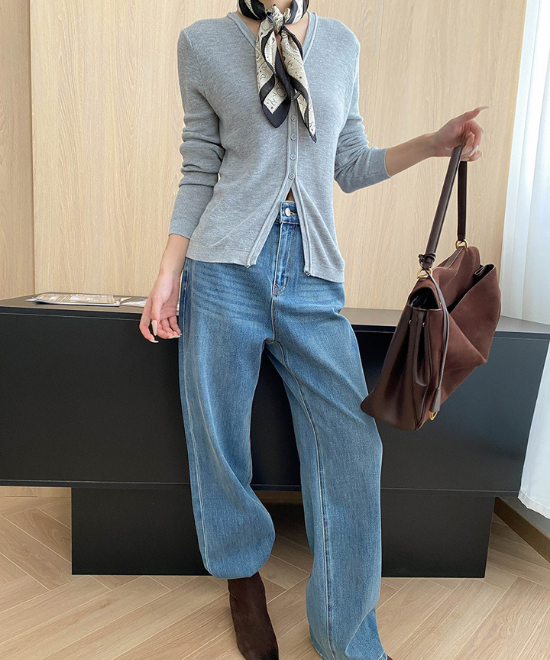 フレンチVネックニットカーディガン