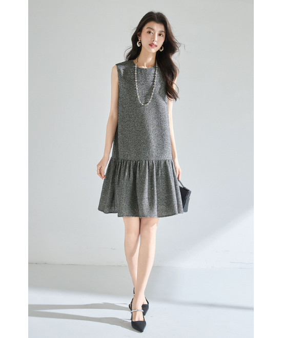 ライトラグジュアリーグレーワンピース