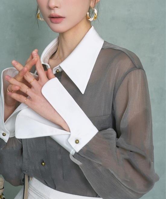 コントラストシアーブラウス