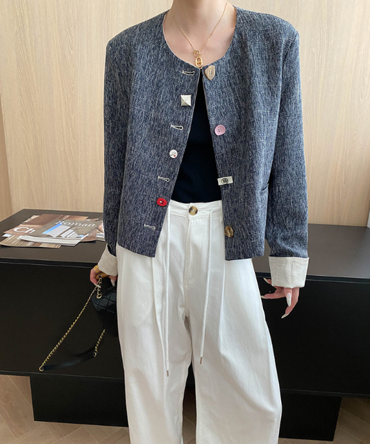 ランダムボタンショートジャケット