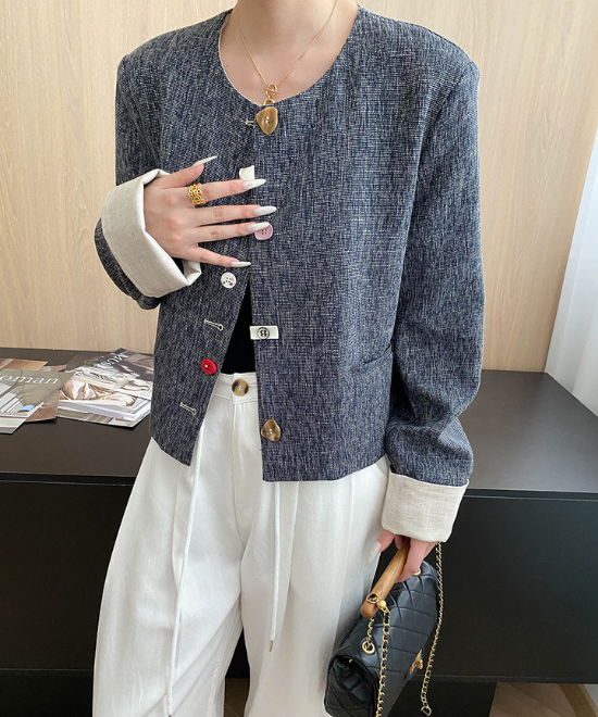 ランダムボタンショートジャケット