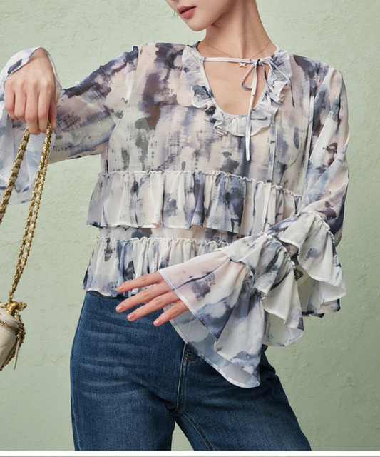 ティアードフリルタイダイブラウス