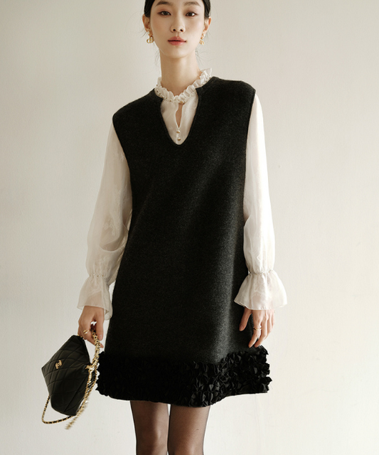 ミニフリルウールベストドレス