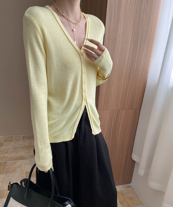 フレンチVネックニットカーディガン