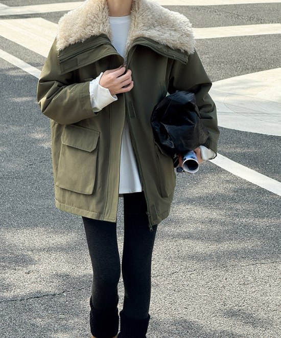 ビッグラペルボアジャケット