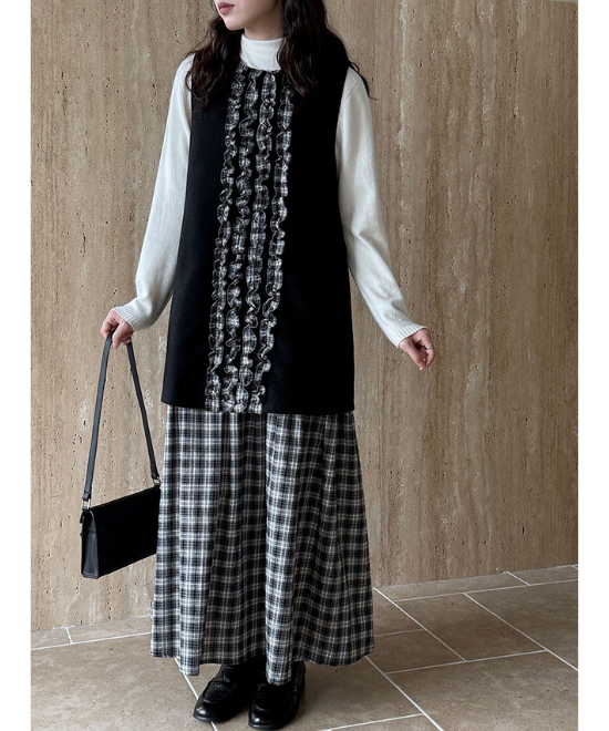 チェック柄フリルベストワンピース