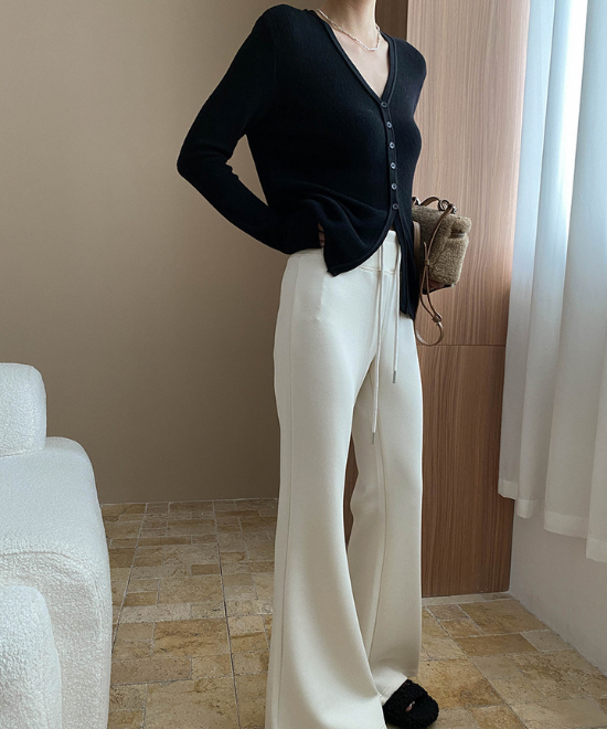 フレンチVネックニットカーディガン