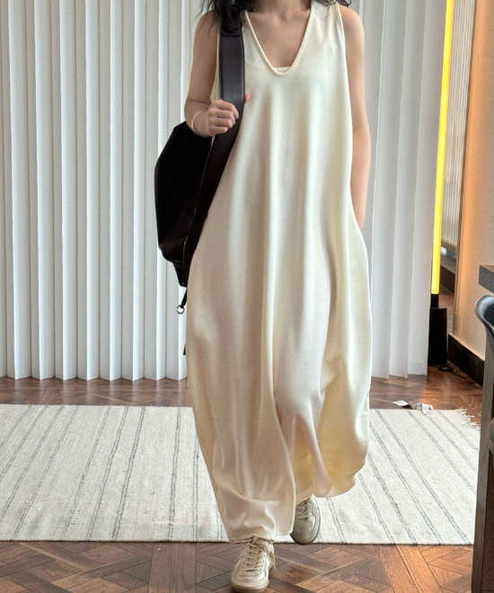 ルーズソフトタッチノースリーブワンピース
