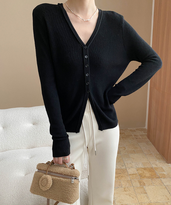 フレンチVネックニットカーディガン
