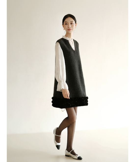 ミニフリルウールベストドレス