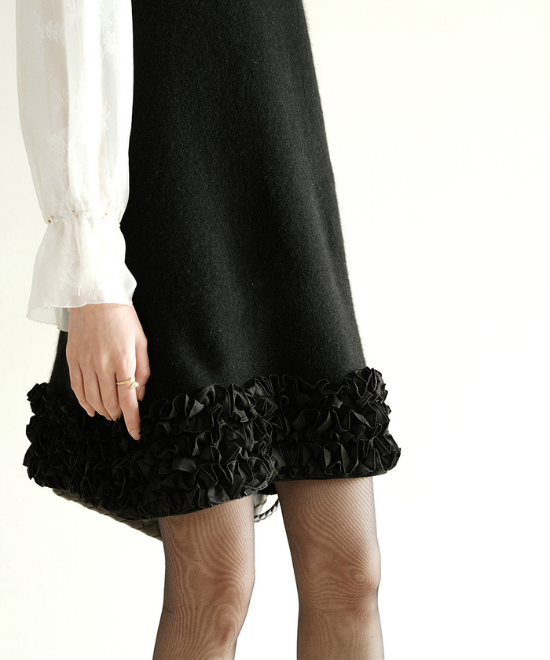 ミニフリルウールベストドレス