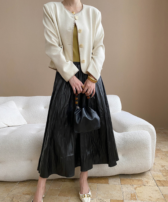 テクスチャープリーツレザーハイウエストスカート