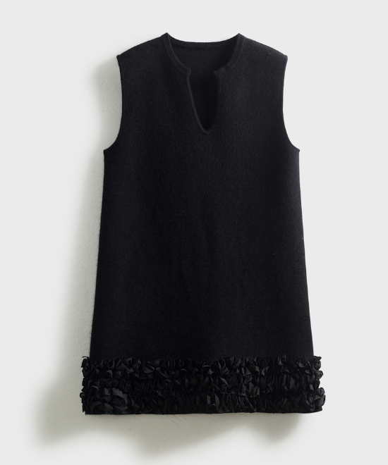 ミニフリルウールベストドレス