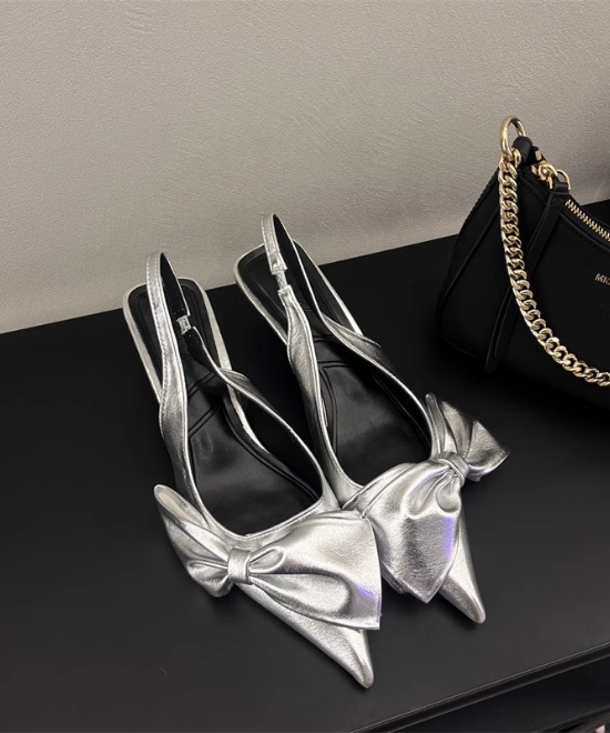 ポインテッドトゥリボンミュール