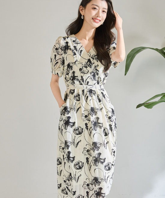 フラワーアートプリントワンピース