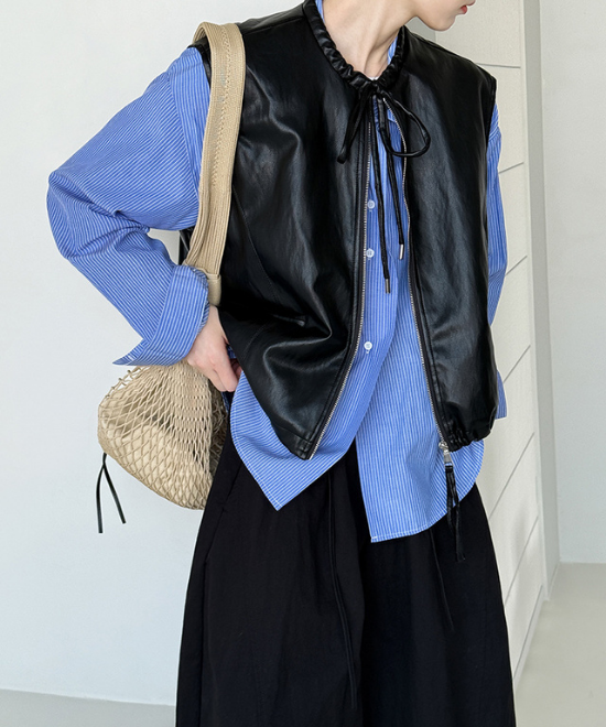 リボンタイレザーベスト